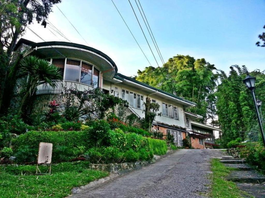 Mountain Lodge And Restaurant Baguio City Buitenkant foto